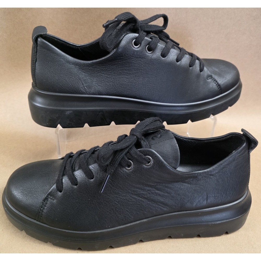 Ecco Nouvelle Shoe Women Size 40 US 9 Black Soft Leather Low Top Comfort Sneaker